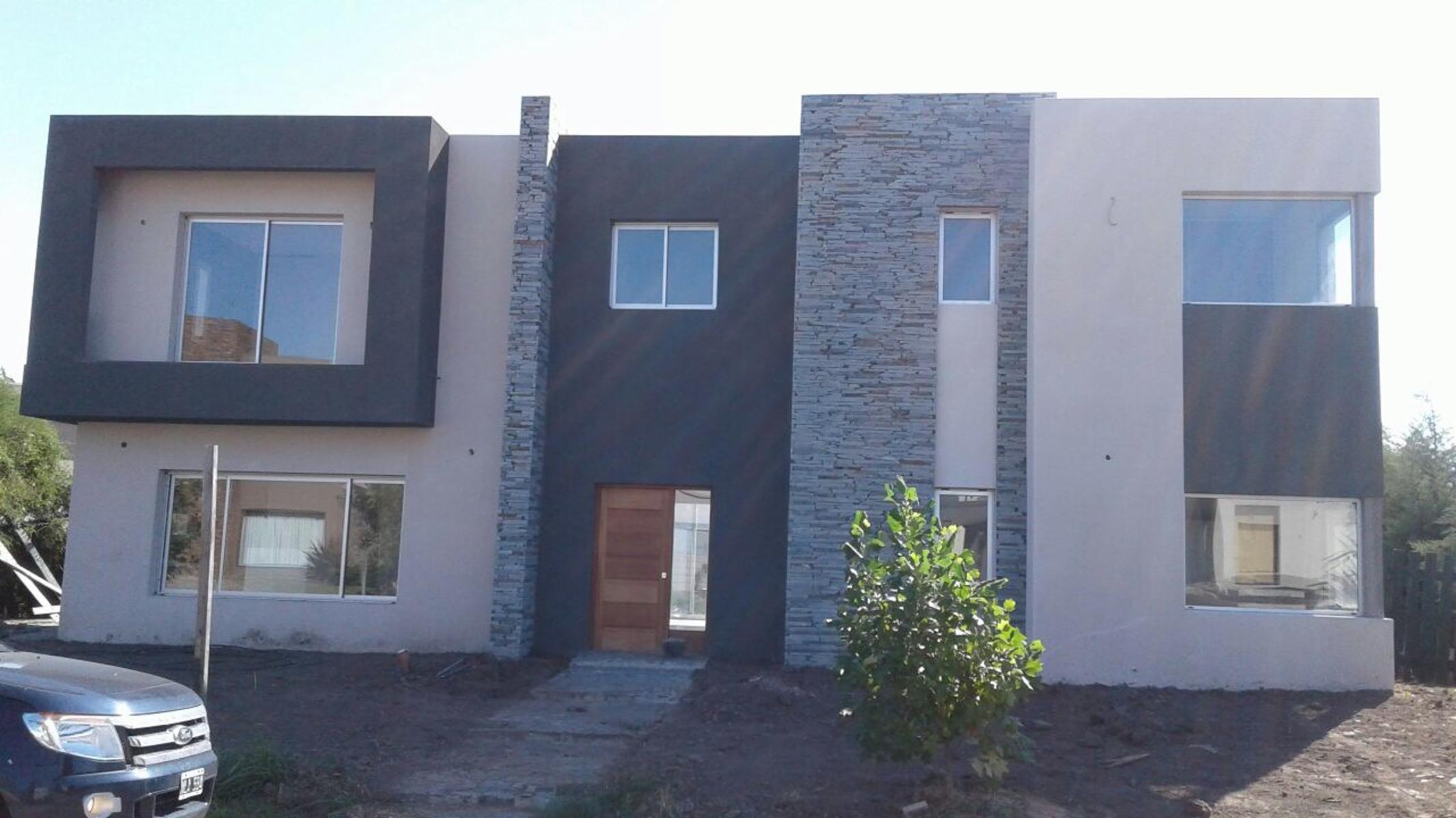 Casa en el barrio Fincas 2, Hudson — foto 3