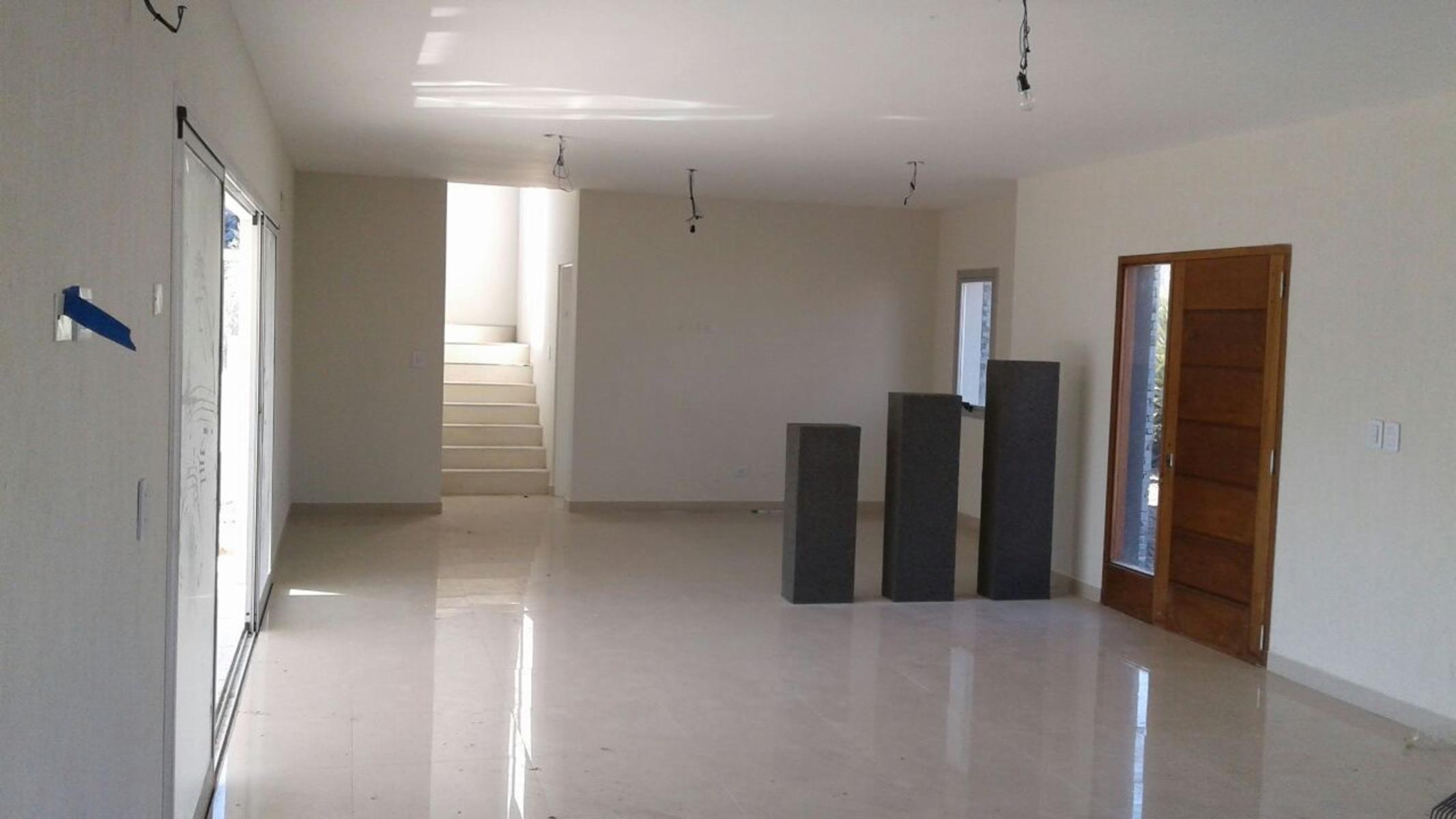 Casa en el barrio Fincas 2, Hudson — foto 6