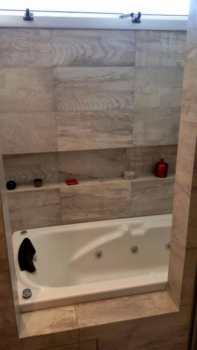 Excelente casa de 4 ambientes en el Barrio Las Golondrinas. — foto 13