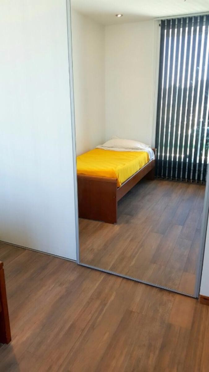 Excelente casa de 4 ambientes en el Barrio Las Golondrinas. — foto 14