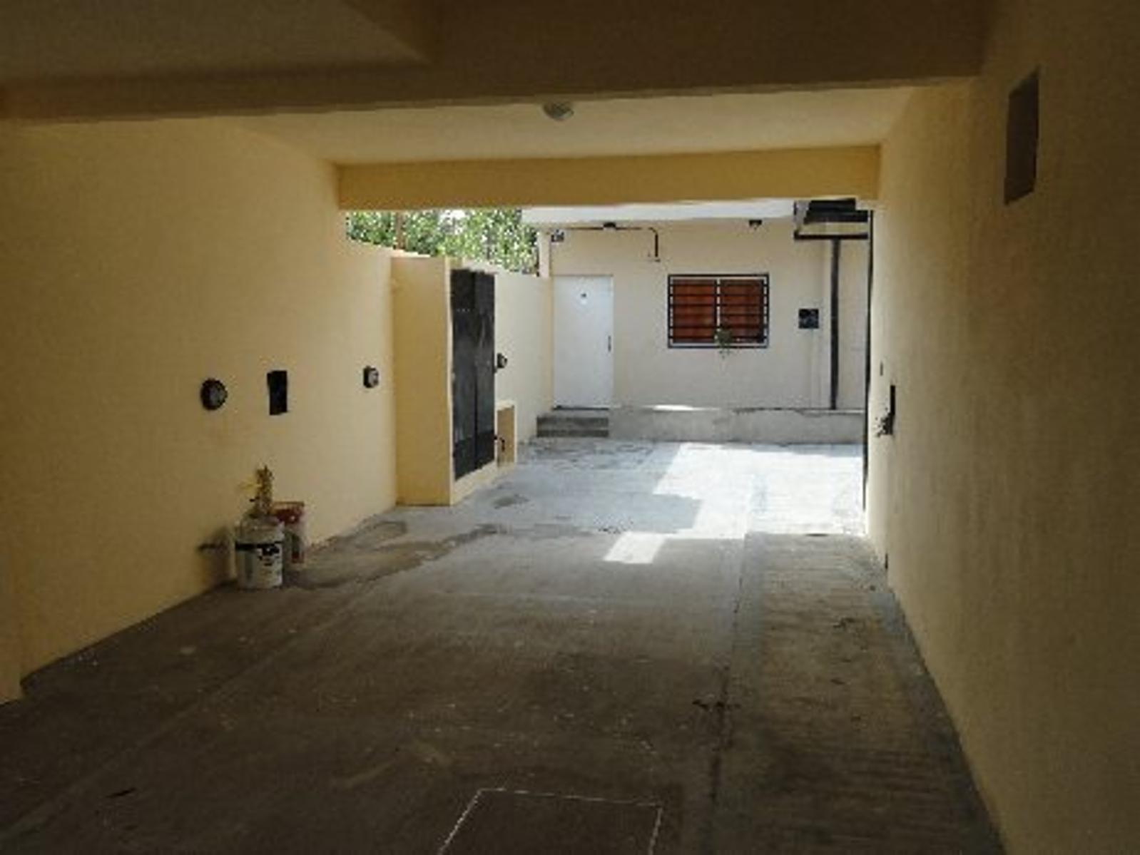 Departamento de 2 ambientes, en 1er piso x escalera al frente, Quilmes — foto 9