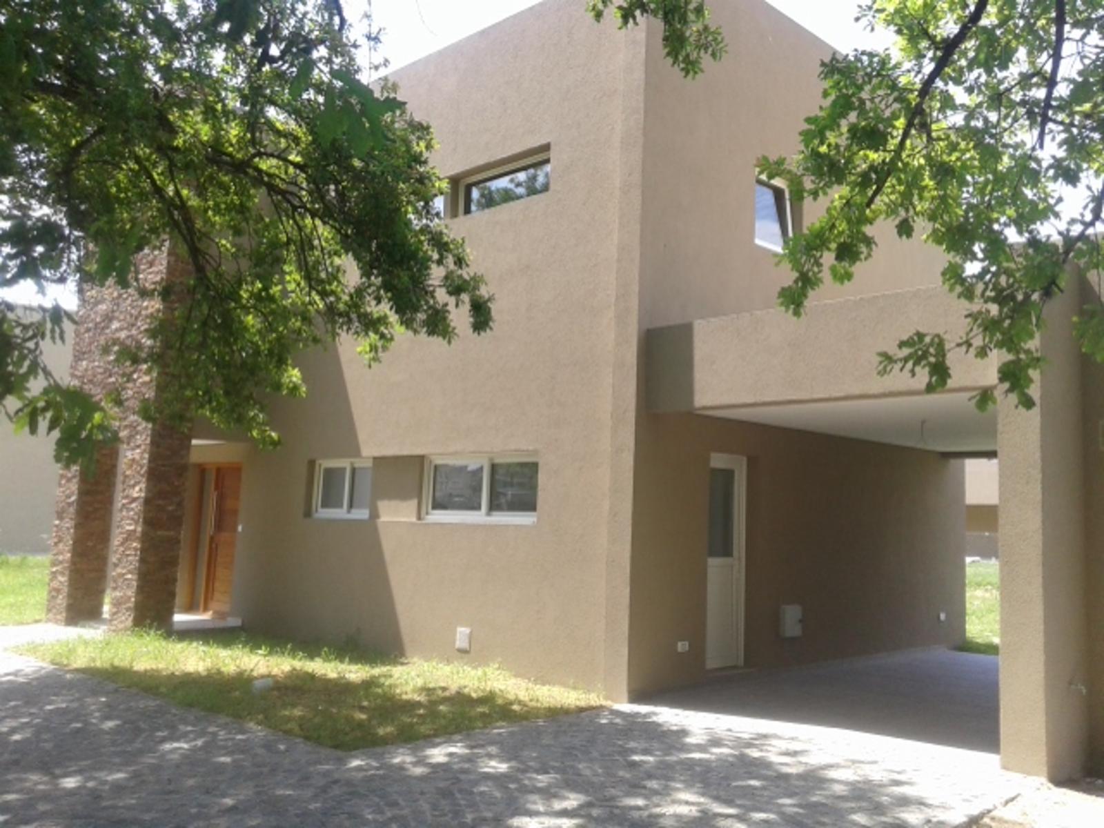 Casa en Fincas de Hudson R16