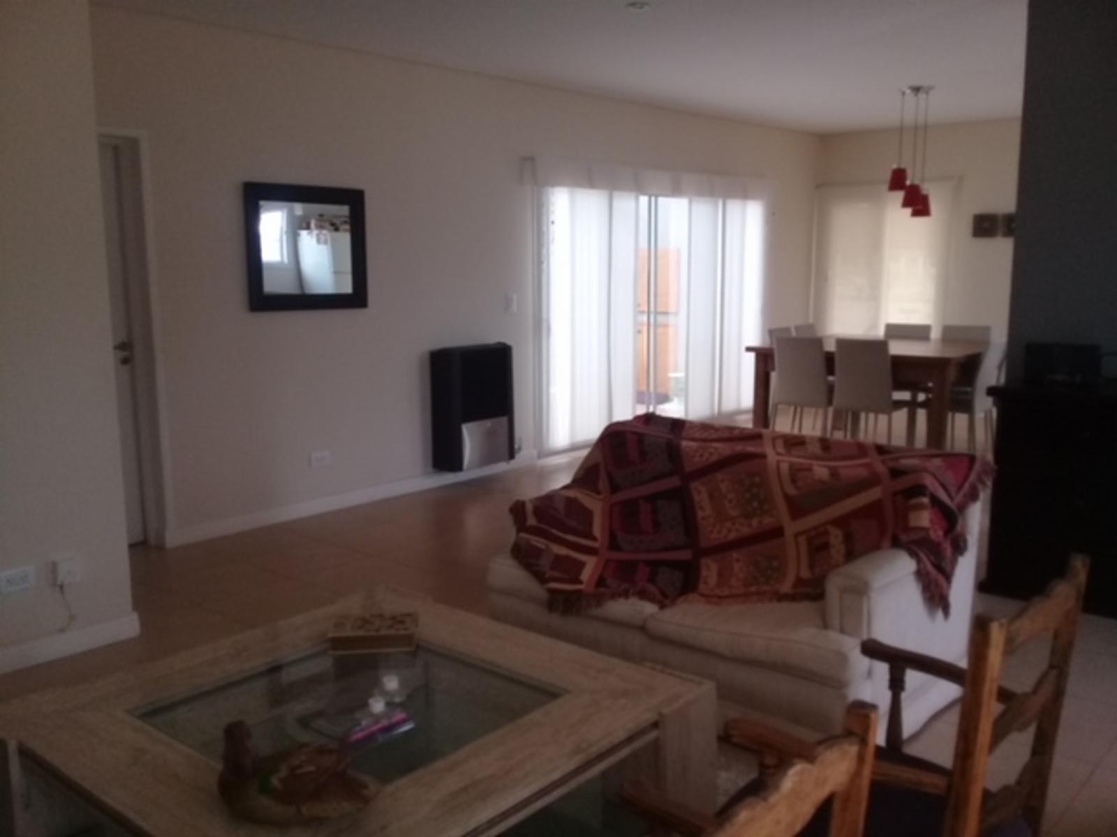Casa de 4 ambientes en Fincas de Iraola 3. — foto 4