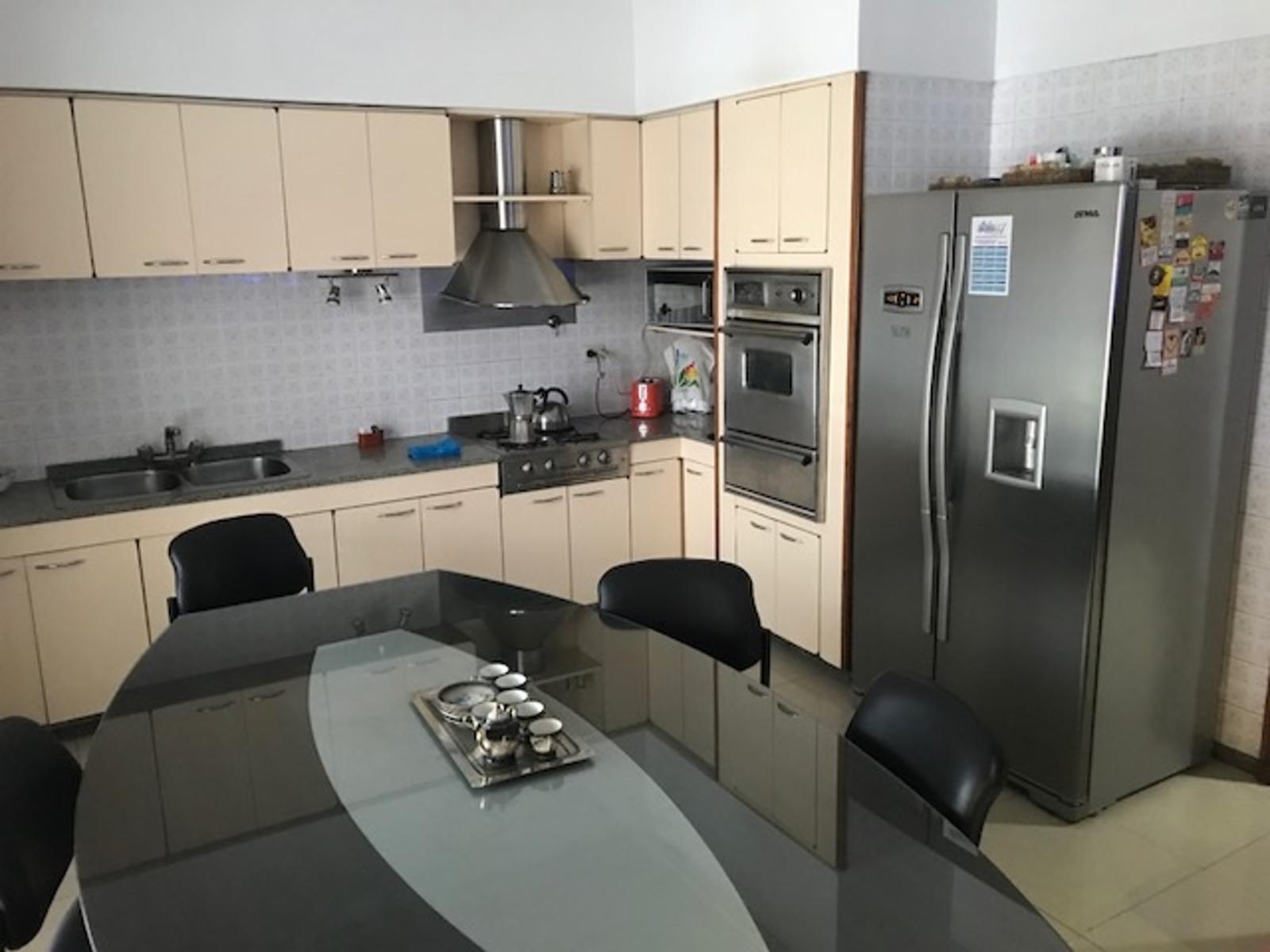 Excelente chalet de 5 ambientes en Barrio Parque — foto 5