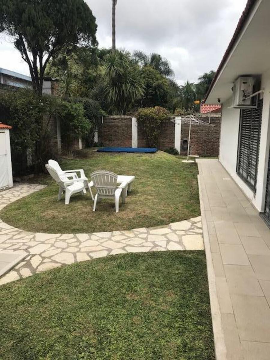 Excelente chalet de 5 ambientes en Barrio Parque — foto 7