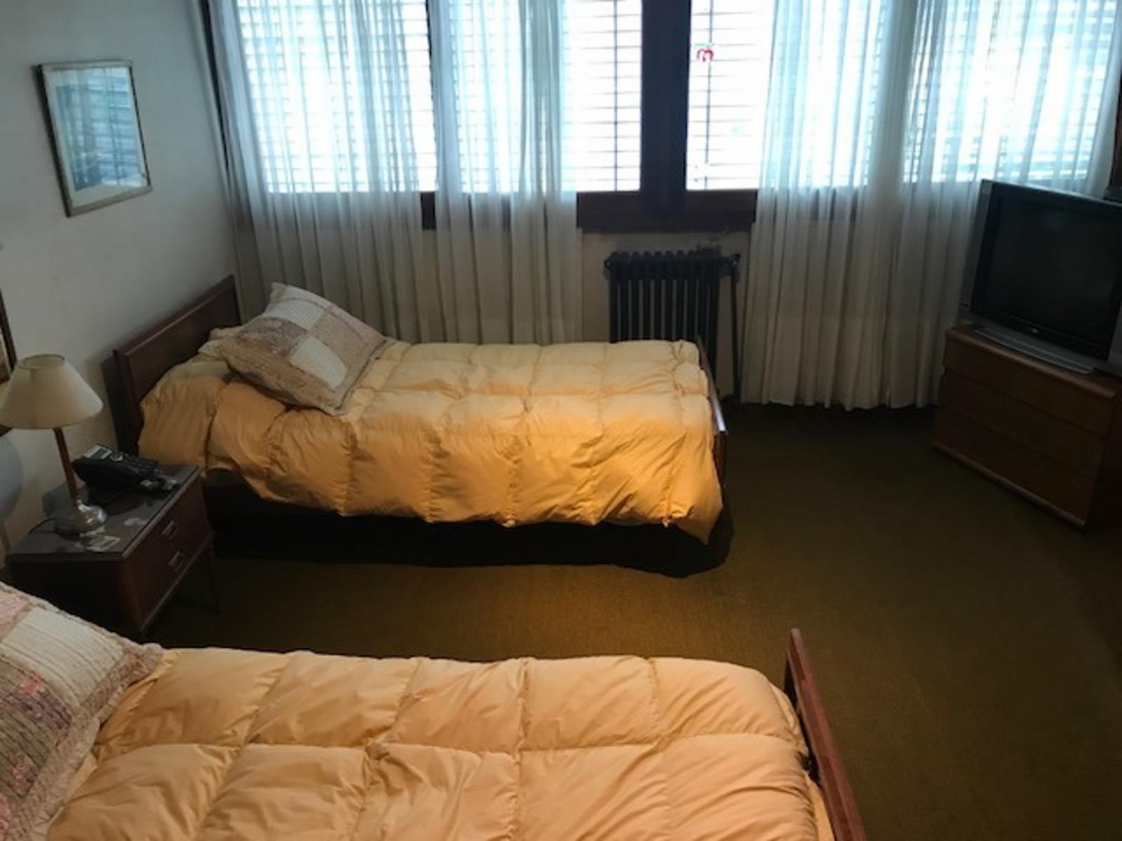 Excelente chalet de 5 ambientes en Barrio Parque — foto 9