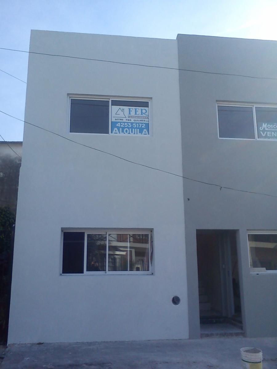 Departamento de 2 ambientes en Ezpeleta