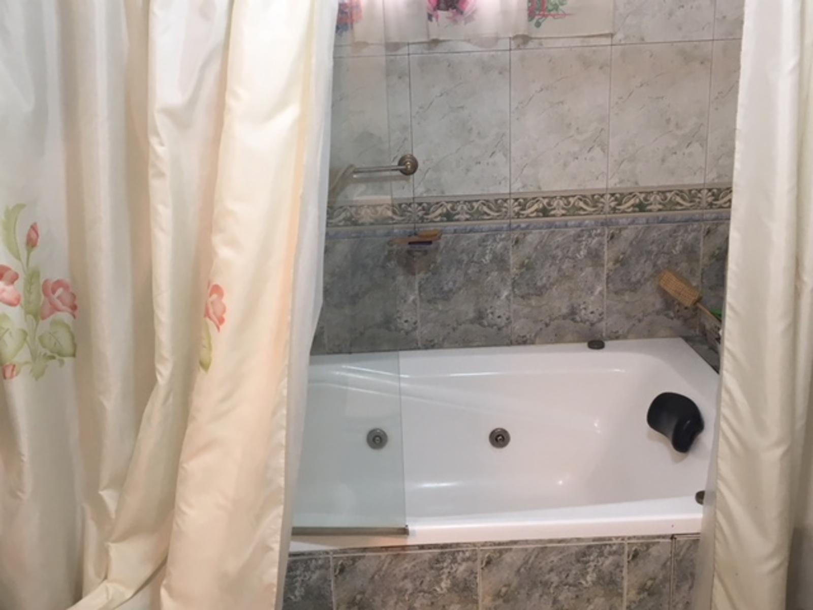 Casa amplia de 4 ambientes en Quilmes. — foto 11