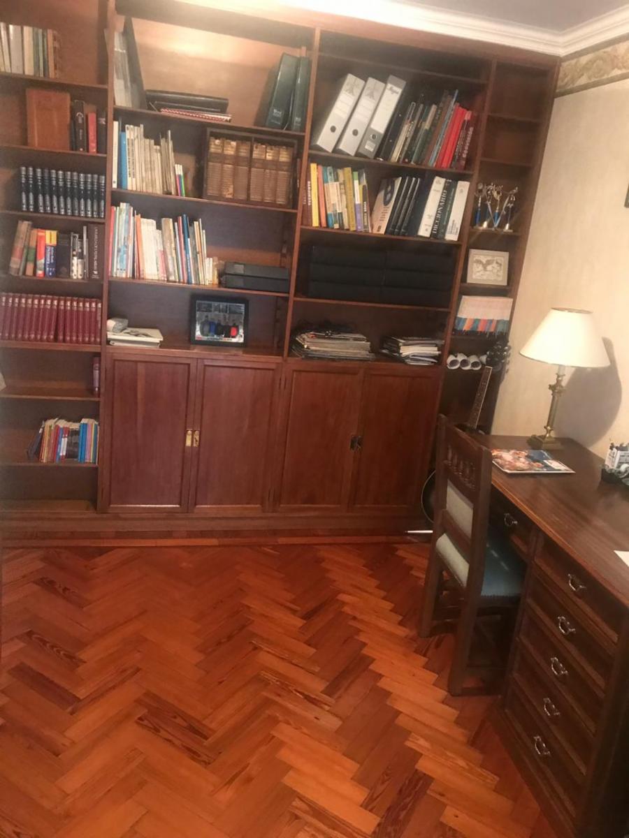 Importante Chalet en la Zona recidencial de Quilmes — foto 4