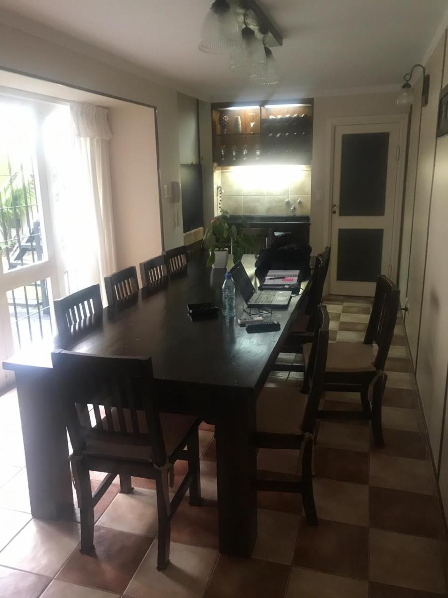 Importante Chalet en la Zona recidencial de Quilmes — foto 9