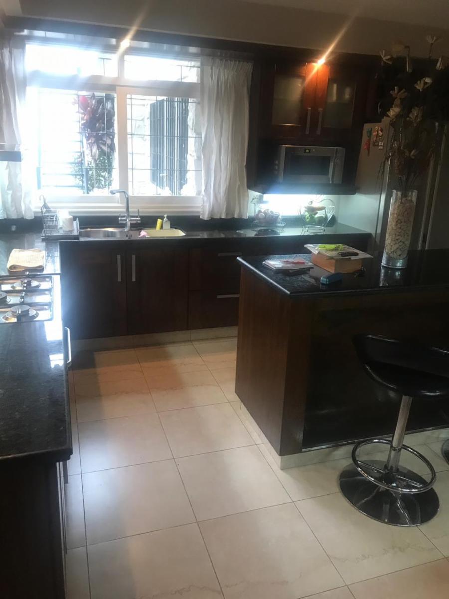 Importante Chalet en la Zona recidencial de Quilmes — foto 11