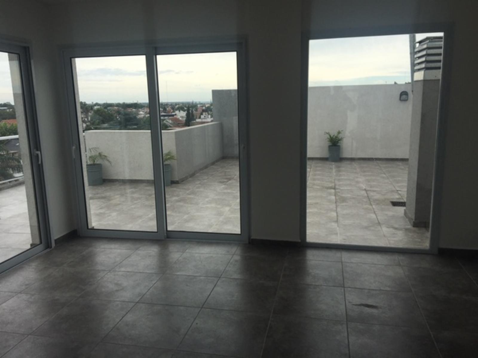 3 ambientes con cochera y patio a estrenar — foto 8