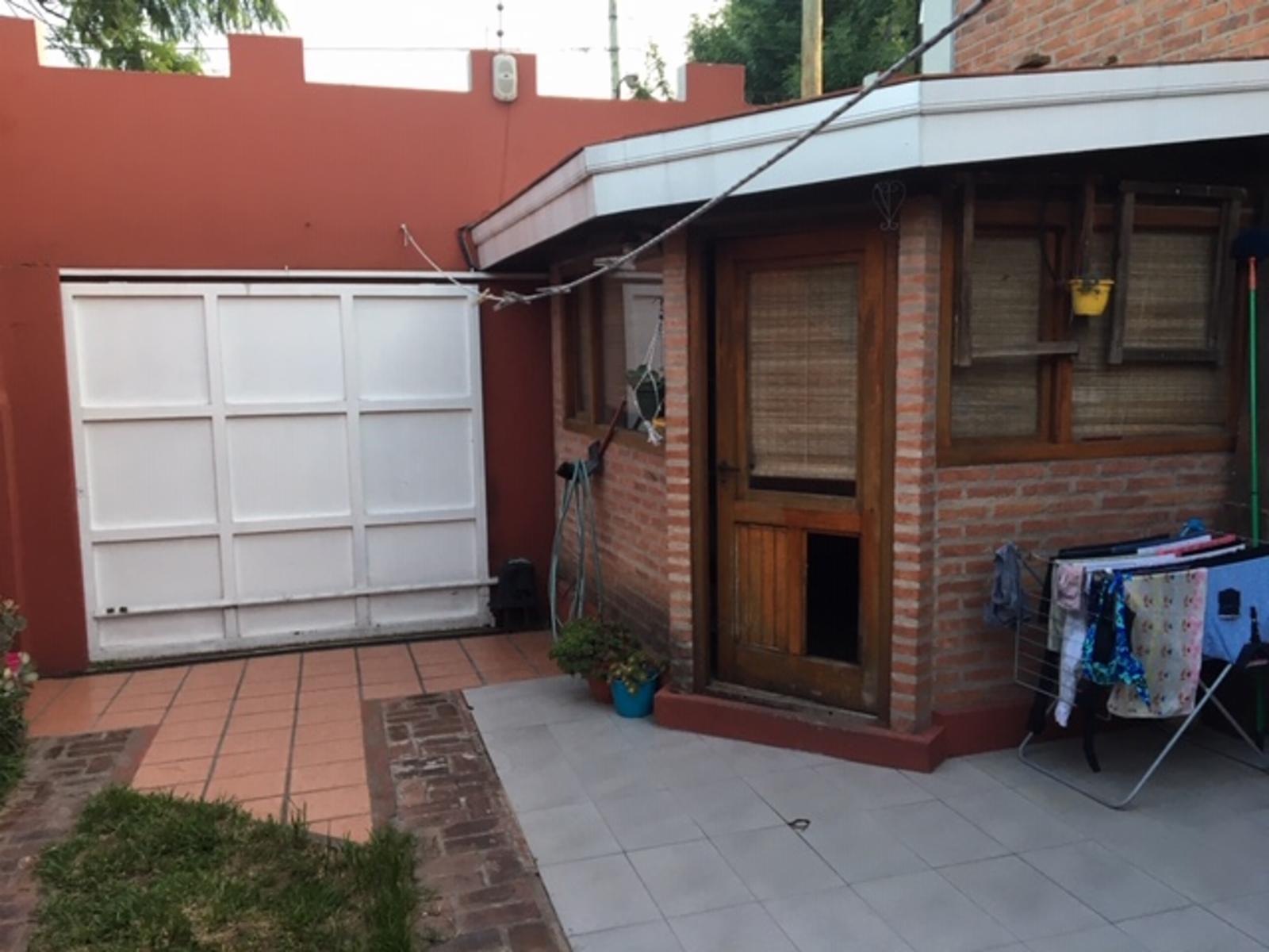 Casa 4 ambientes en alquiler Quilmes centro — foto 4