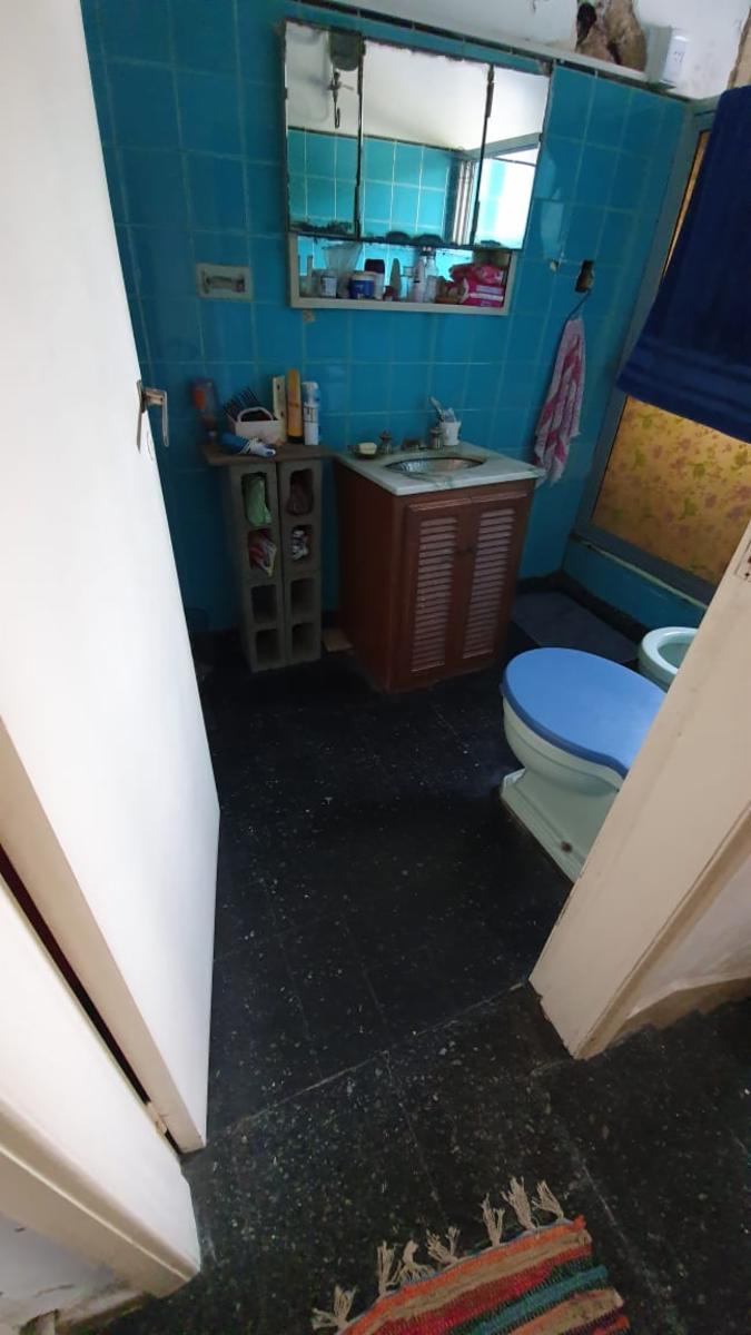 Casa 4 amb. cerca del centro de Quilmes a reciclar Oportunidad — foto 7