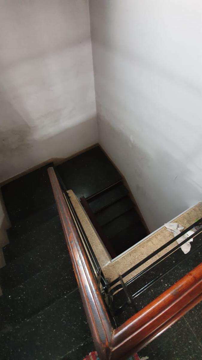 Casa 4 amb. cerca del centro de Quilmes a reciclar Oportunidad — foto 12