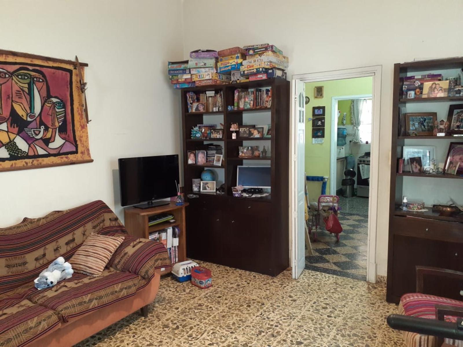 casa 3 amb con cochera y fondo en Quilmes cerca de parque de la cerveceria — foto 3