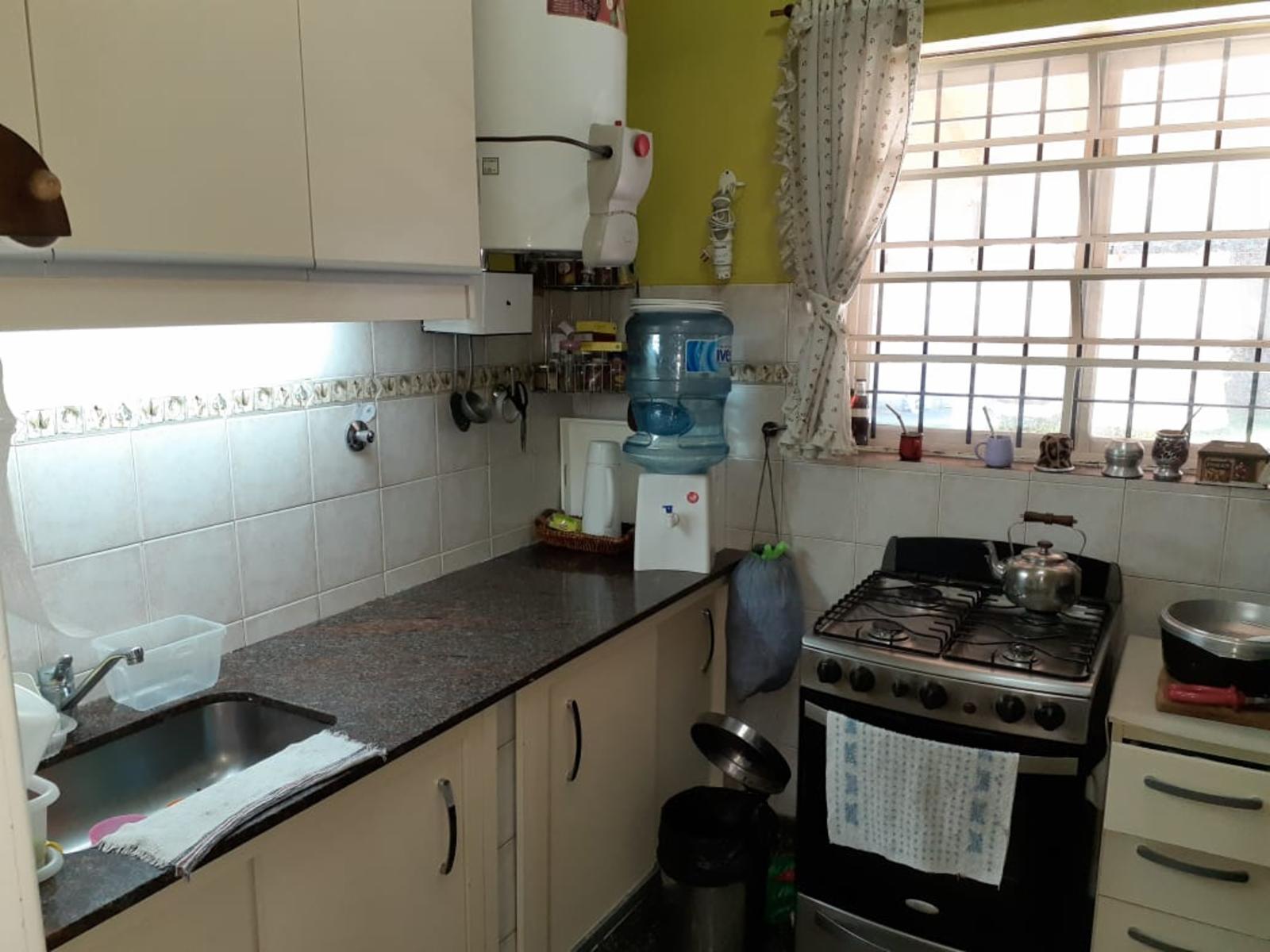 casa 3 amb con cochera y fondo en Quilmes cerca de parque de la cerveceria — foto 6