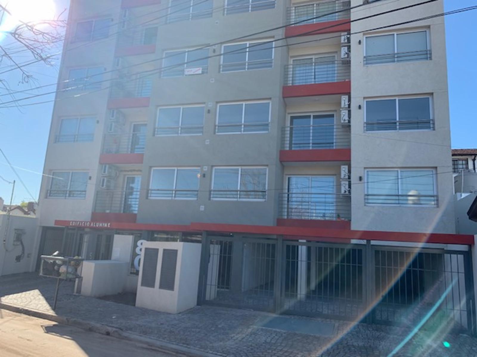 Monoambiente a estrenar en Bernal centro