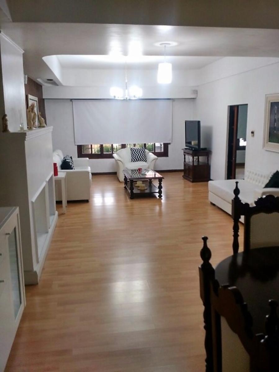 CASA 5 AMB CON LOTE DE 400 MTS PERMUTA POR DEPTO 3 AMB CON COCHERA QUILMES CENTRO — foto 3