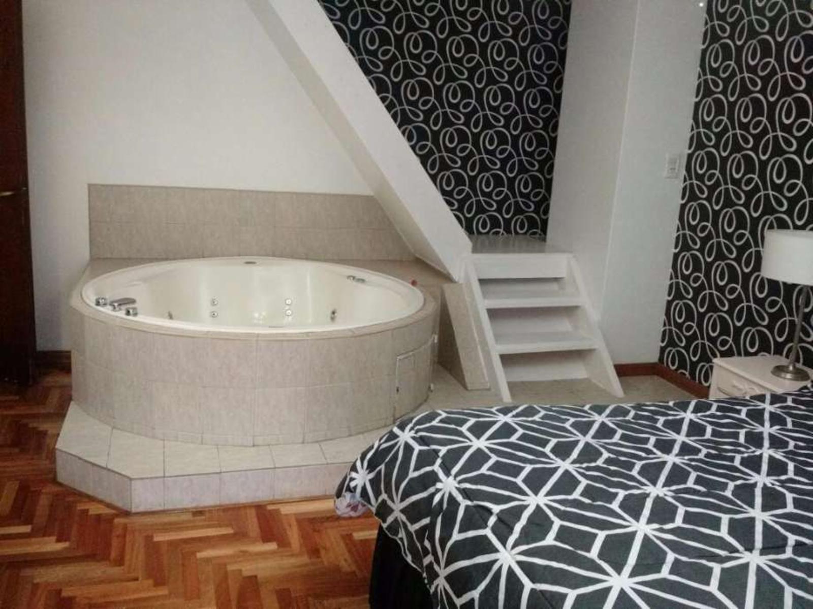 CASA 5 AMB CON LOTE DE 400 MTS PERMUTA POR DEPTO 3 AMB CON COCHERA QUILMES CENTRO — foto 4