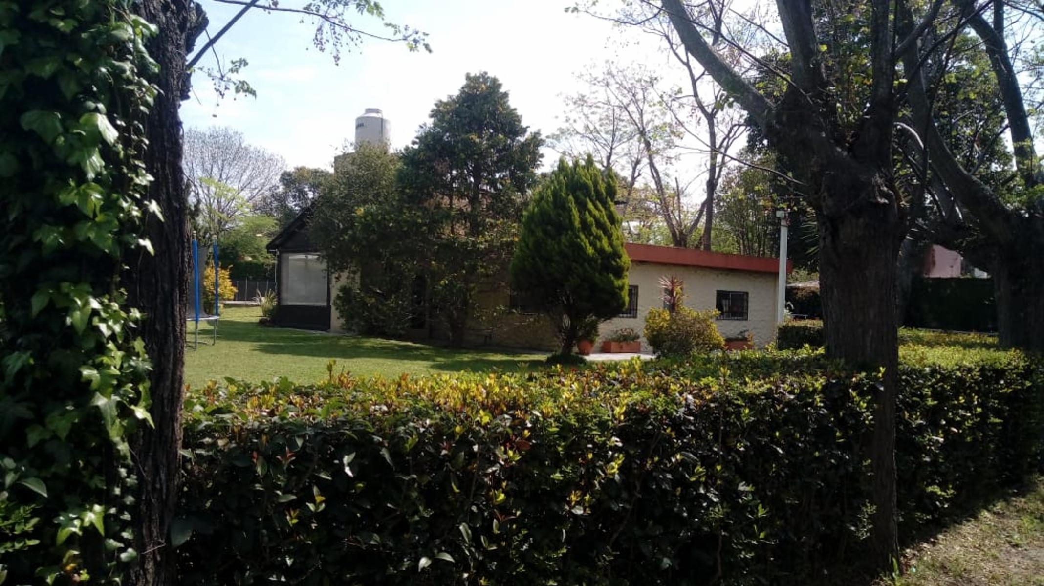 Casa quinta en Ranelagh lote de 2400 con pileta alquilo primera quincena de dic o marzo - 4