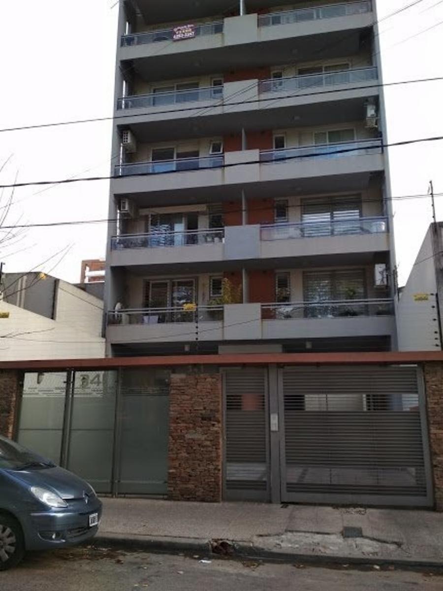 Departamento 2 amb en Quilmes centro