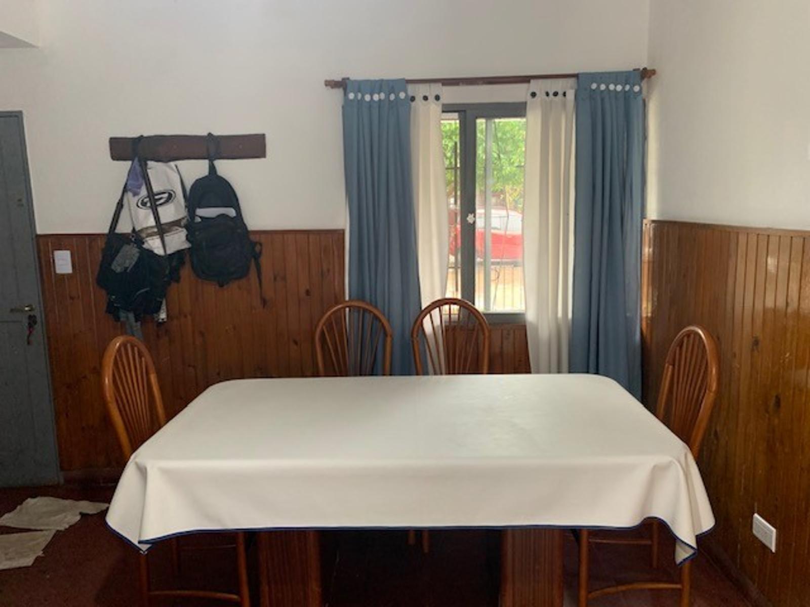 Casa en Barrio Naval de 4 amb. con cochera y patio — foto 6