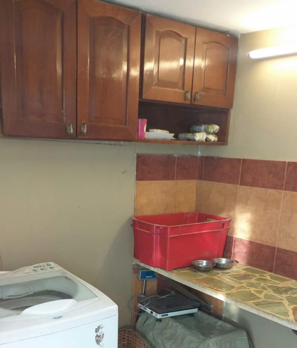 Casa 3 amb con cochera y fondo Excelente estado Bernal oeste — foto 11
