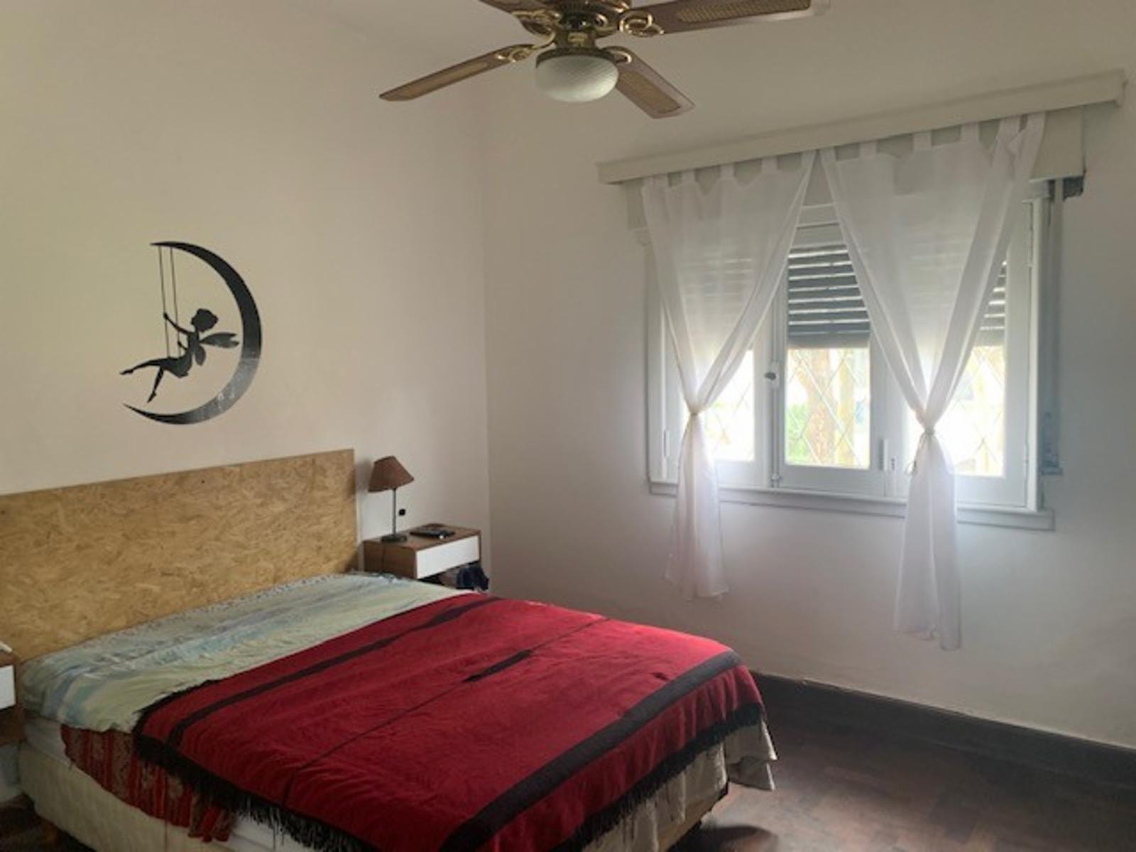 Casa 3 ambientes reciclada y con fondo Quilmes oeste — foto 4