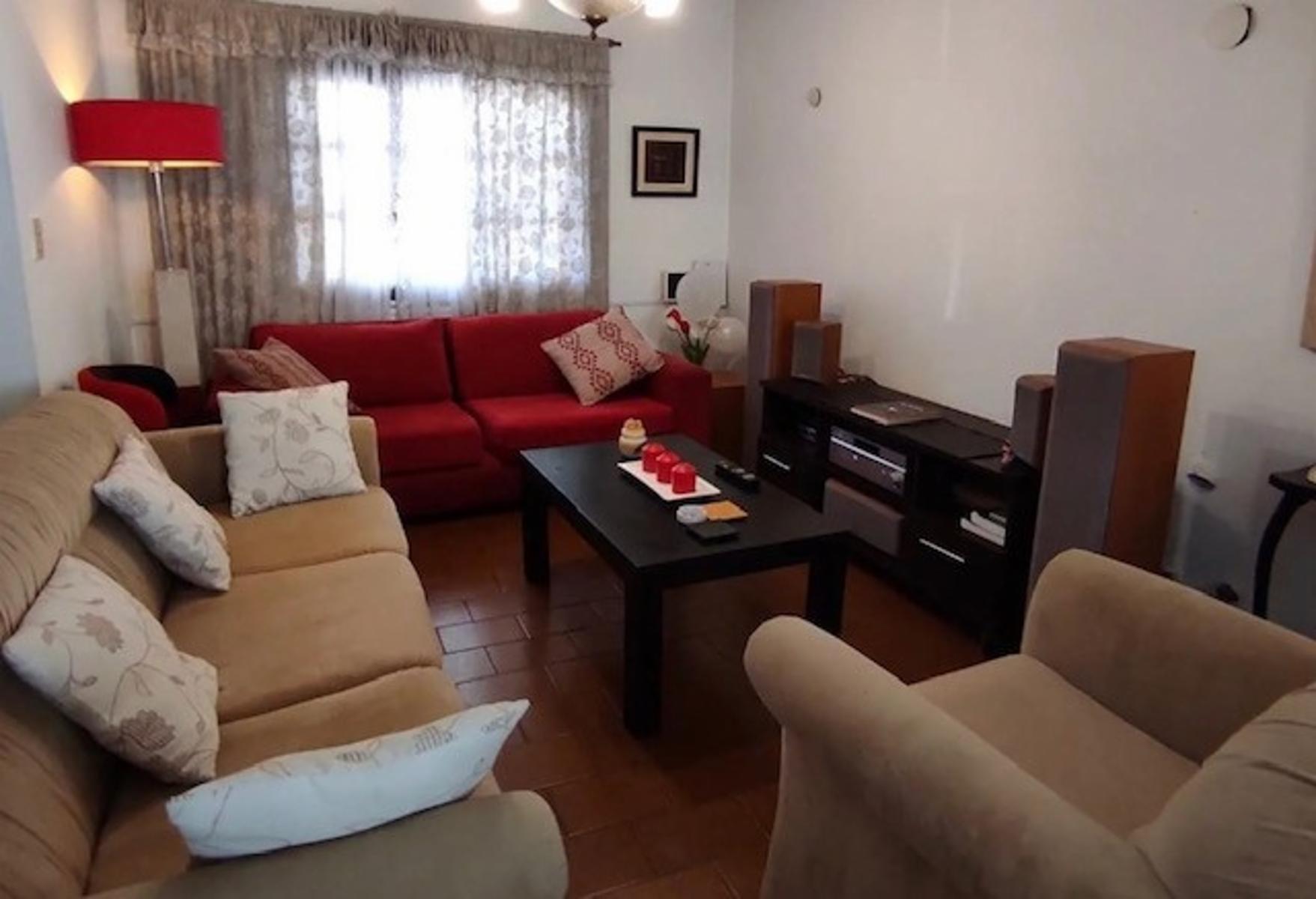 Casa en Quilmes centro con importante lote — foto 2