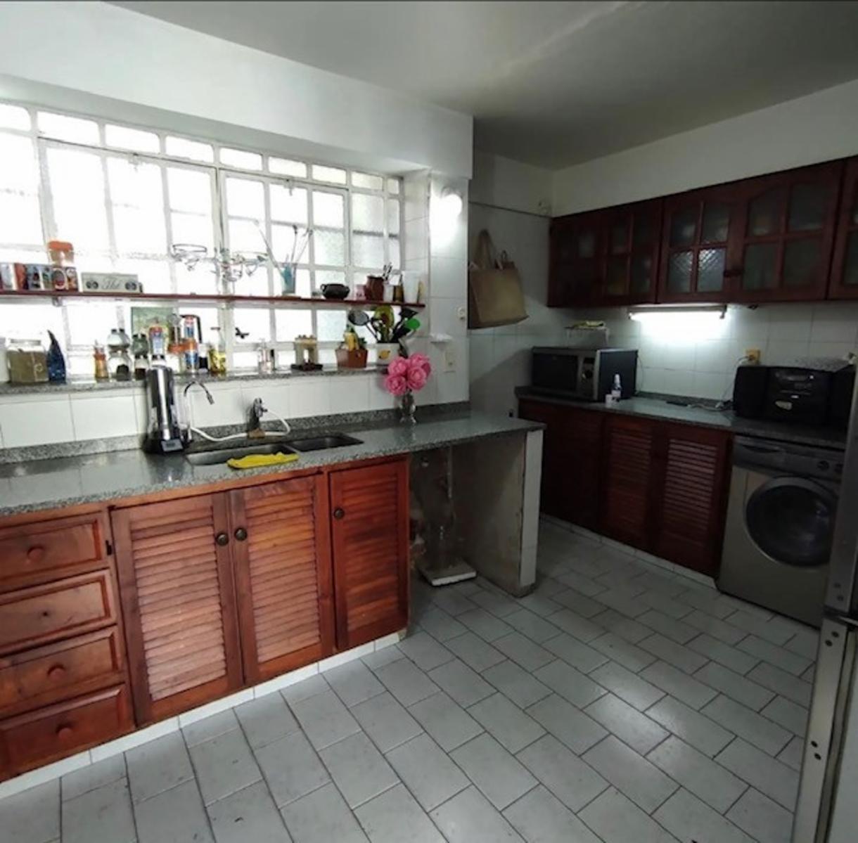 Casa en Quilmes centro con importante lote — foto 4
