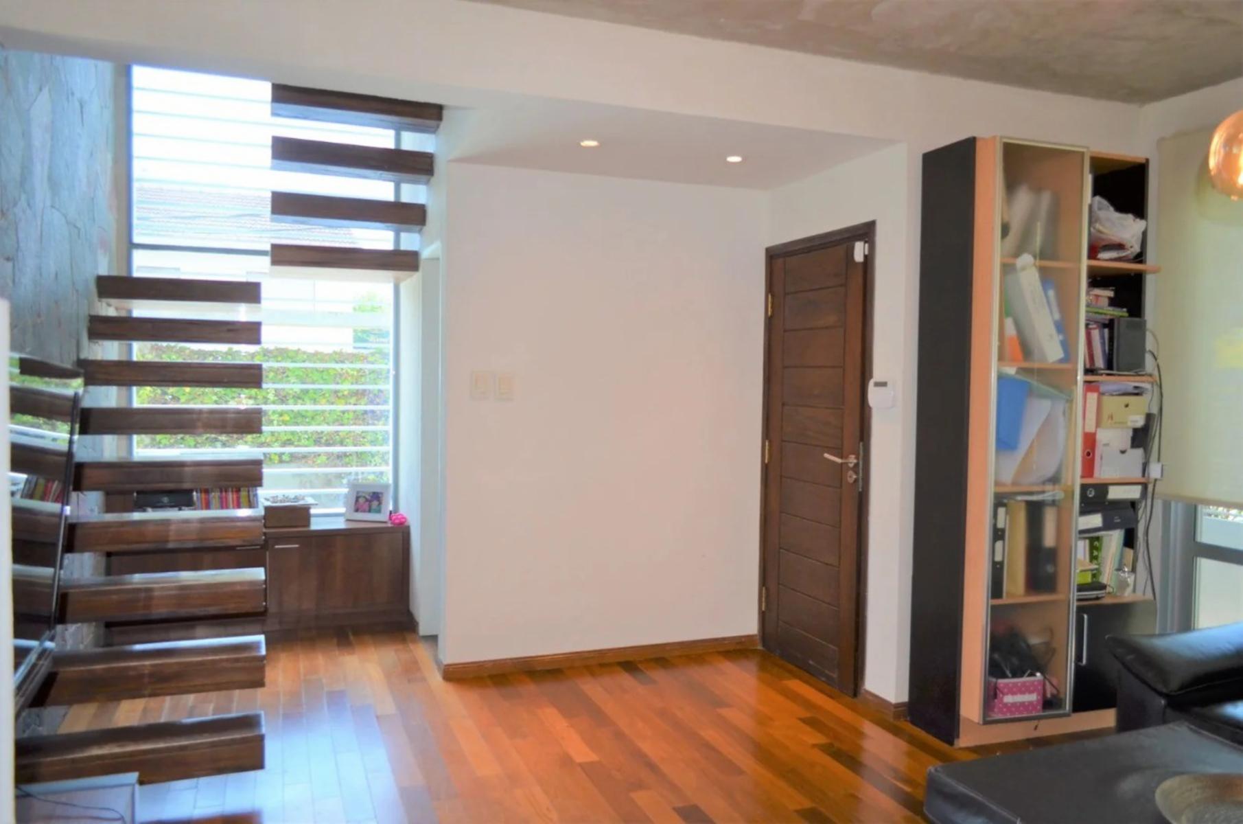 Casa Moderna 4 Amb. 2 Cocheras En Quilmes Residencial — foto 2