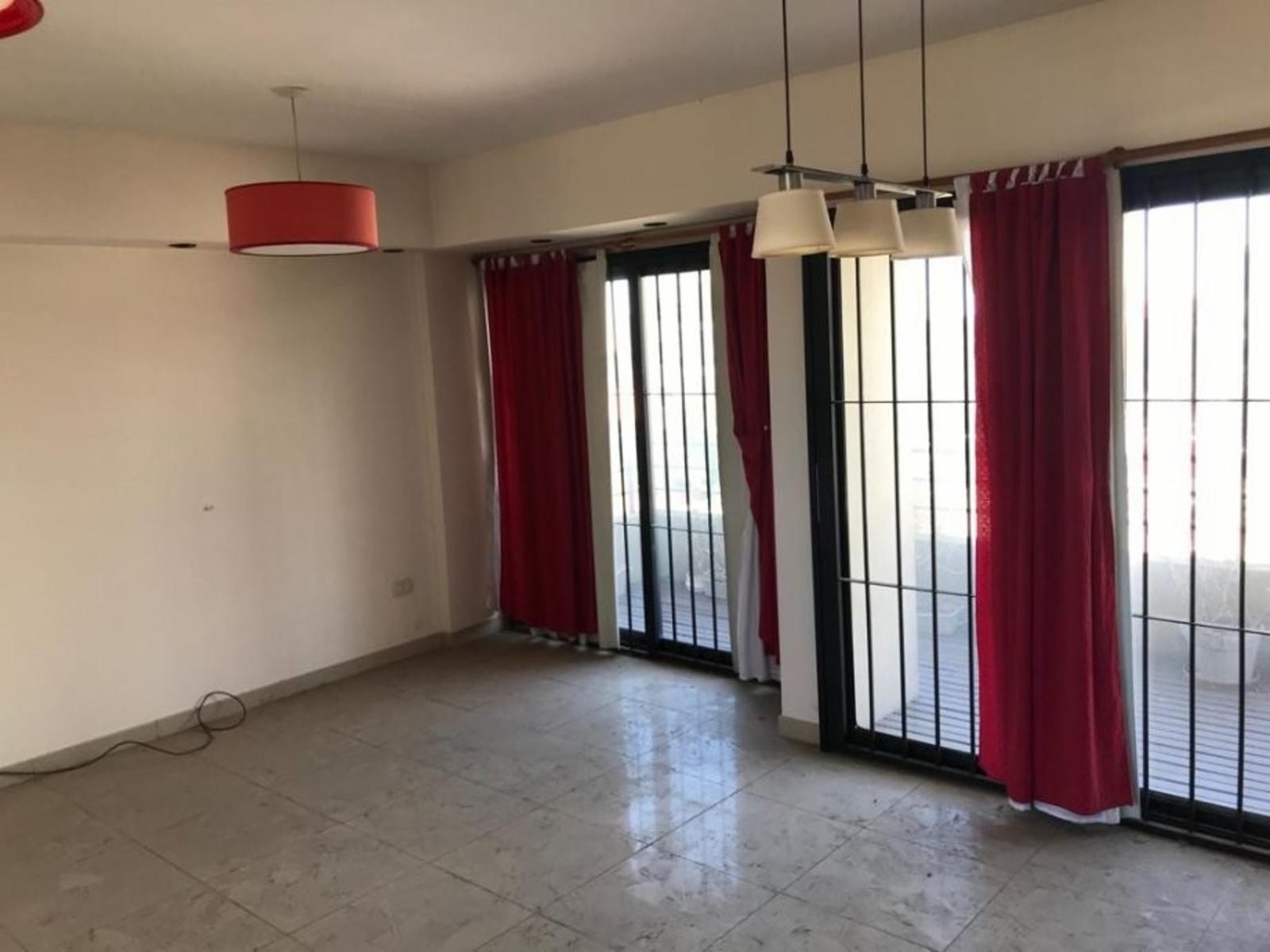 Departamento 3 amb con cochera en centro de Berazategui muy buena vista — foto 3