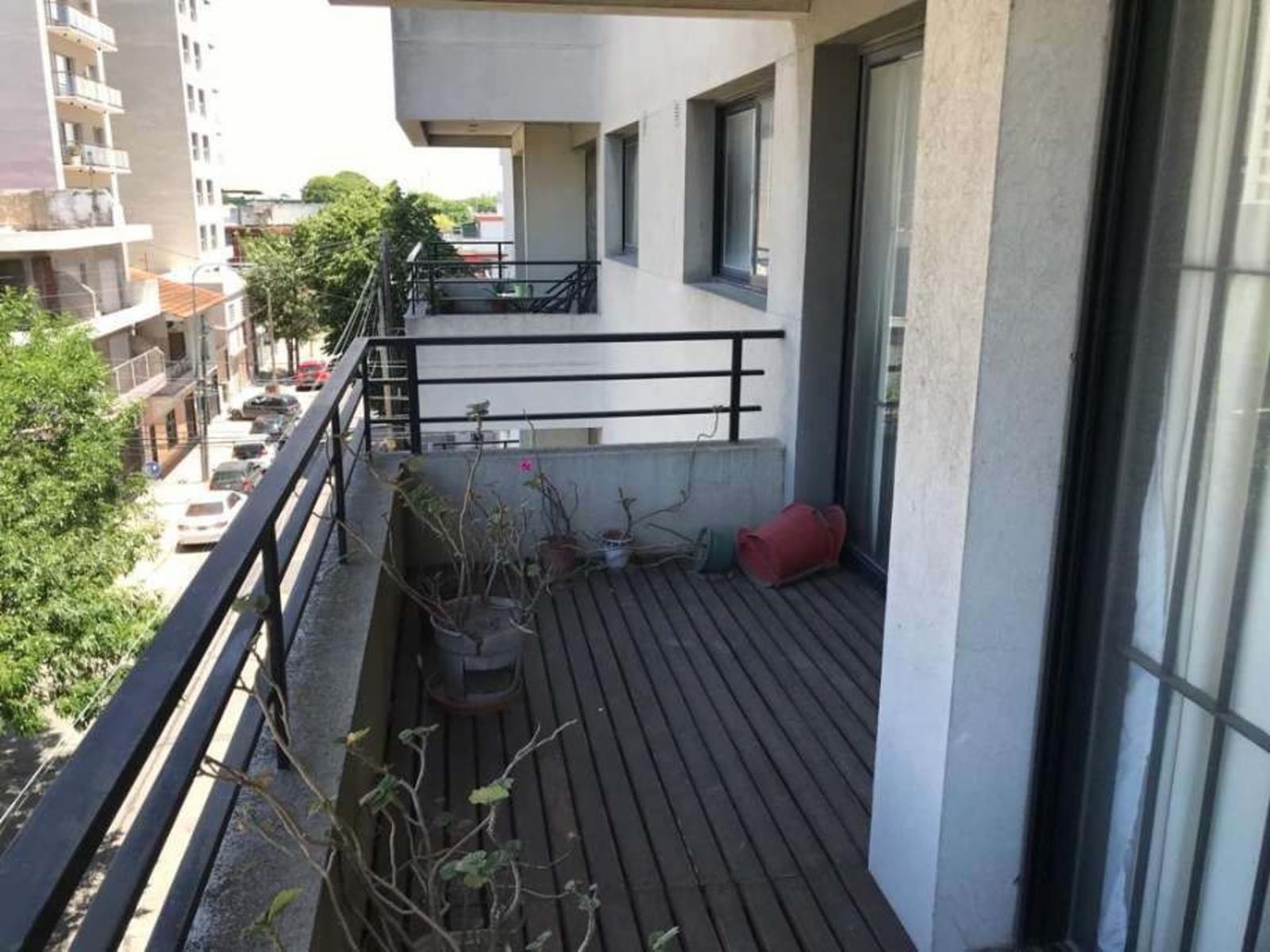 Departamento 3 amb con cochera en centro de Berazategui muy buena vista — foto 4