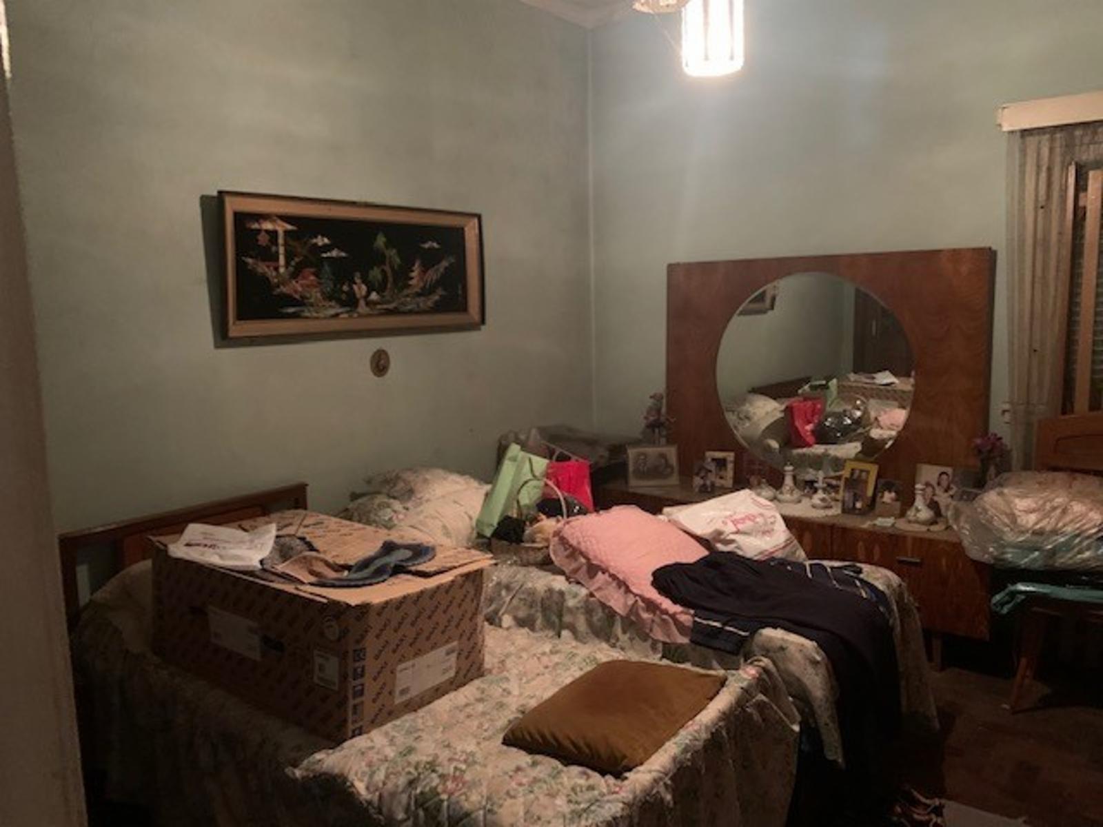 Casa 3 amb.a reciclar con cochera y fondo en Bernal oeste — foto 6