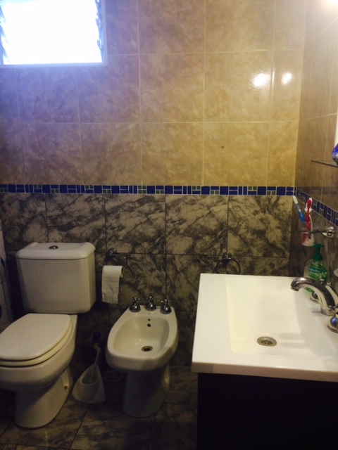 Casa 3 ambientes en Ezpeleta