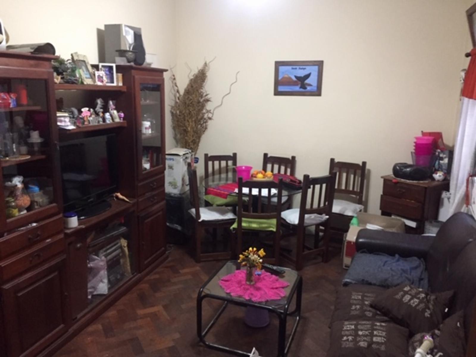 Departamento 3 ambientes al frente con balcón, zona Parque Patricios - 2