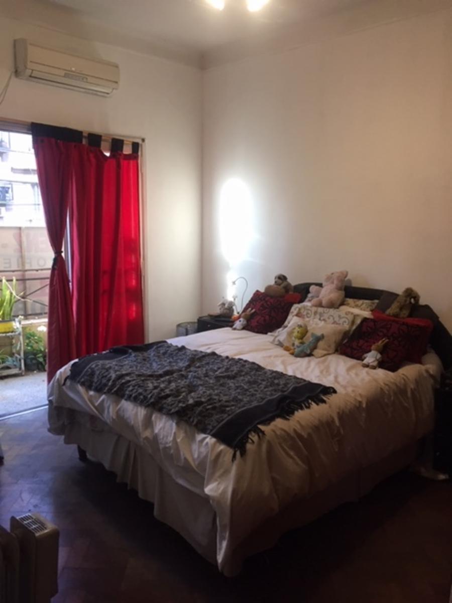 Departamento 3 ambientes al frente con balcón, zona Parque Patricios - 7