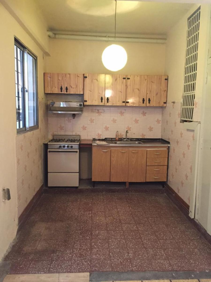 PH 3 ambientes con patio, zona Pompeya — foto 5