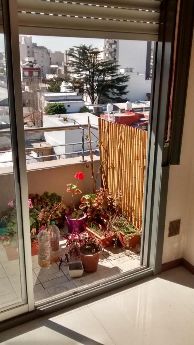 Departamento 2 ambientes con balcón zona Villa Pueyrredon — foto 2