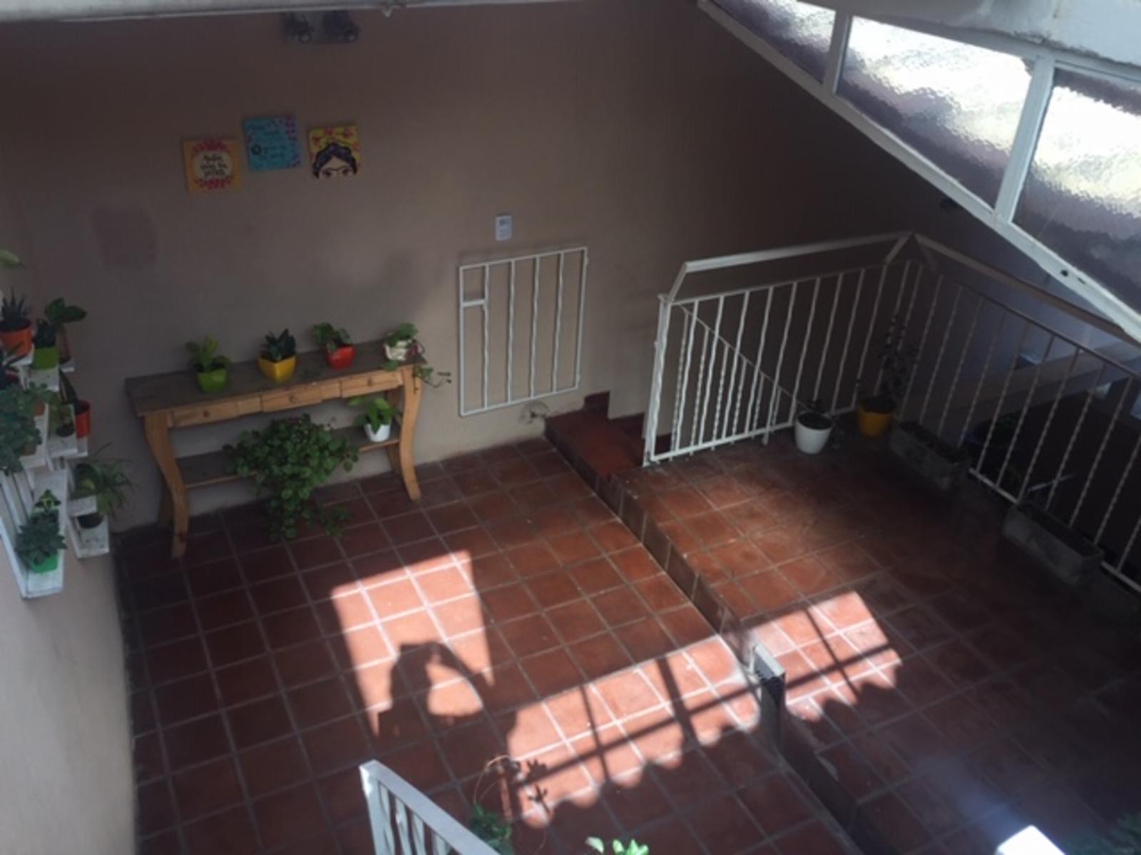 Excelente PH 5 amb con entrada independiente, patio y terraza con quincho y parrilla, Parque Patricios - 14