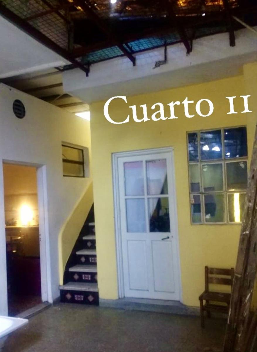 Casa en lote propio, 3 departamentos. Lote con patio y terraza - zona Pompeya — foto 10