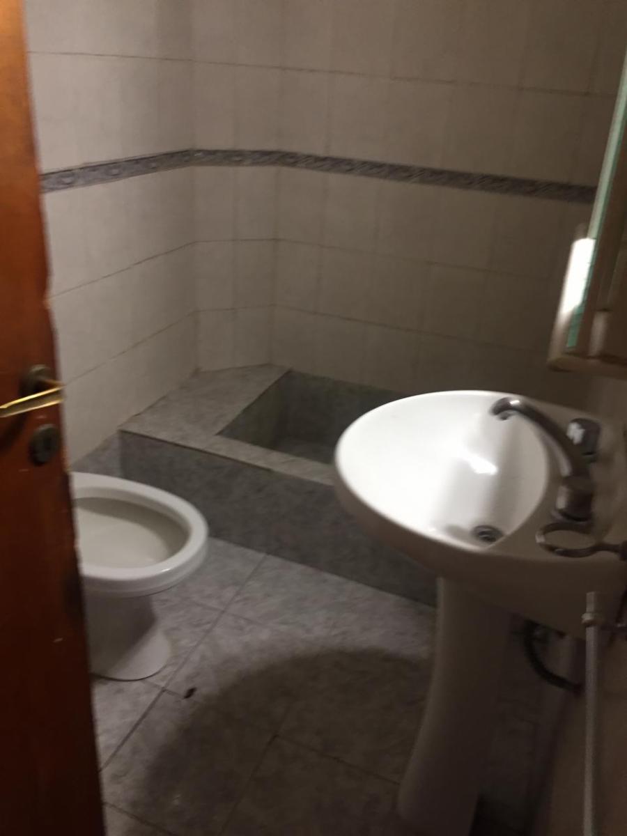 Galpón/deposito con Vivienda de 4 Ambientes, 360 m2 totales. - 12