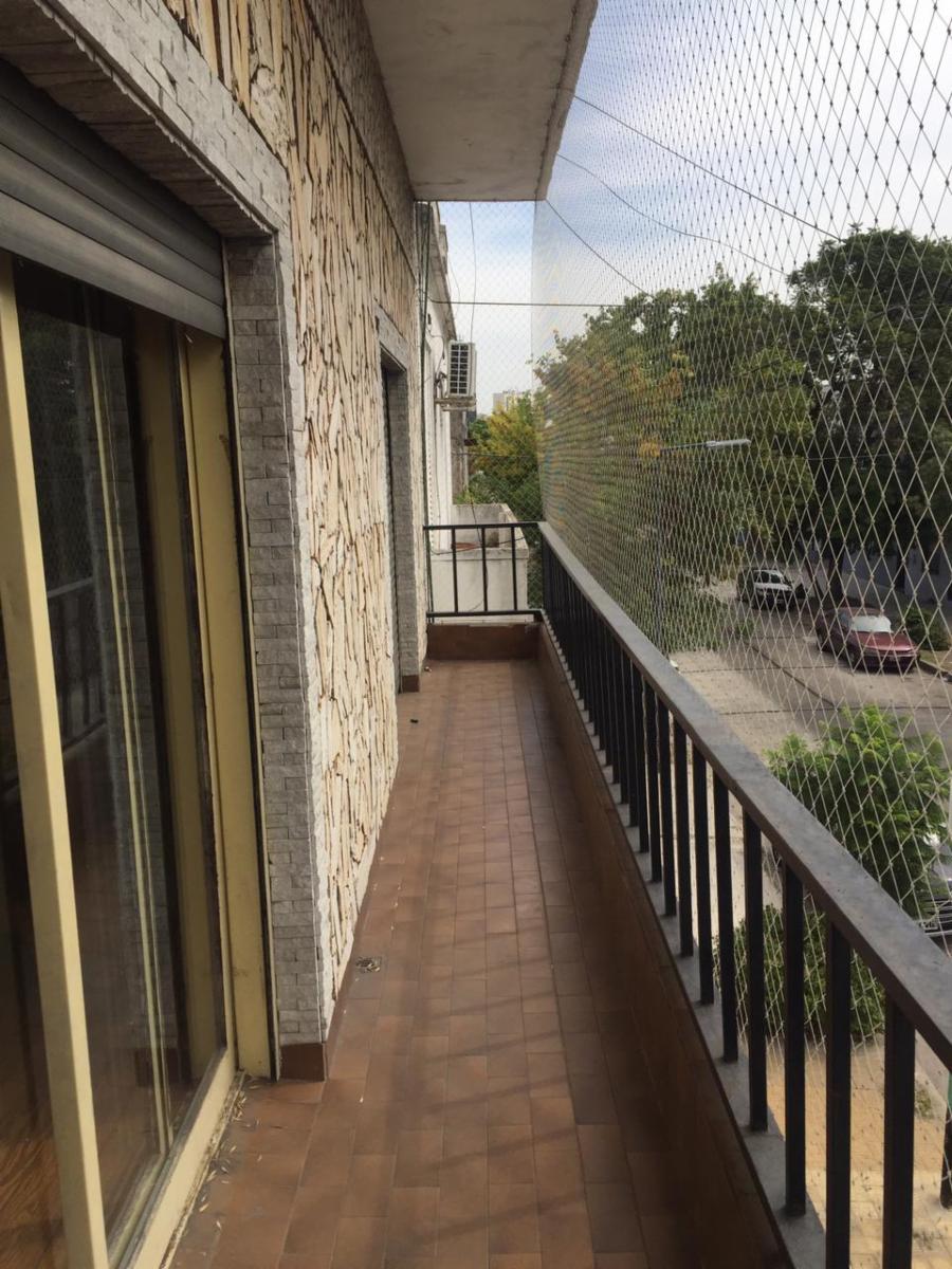 Galpón/deposito con Vivienda de 4 Ambientes, 360 m2 totales. - 15