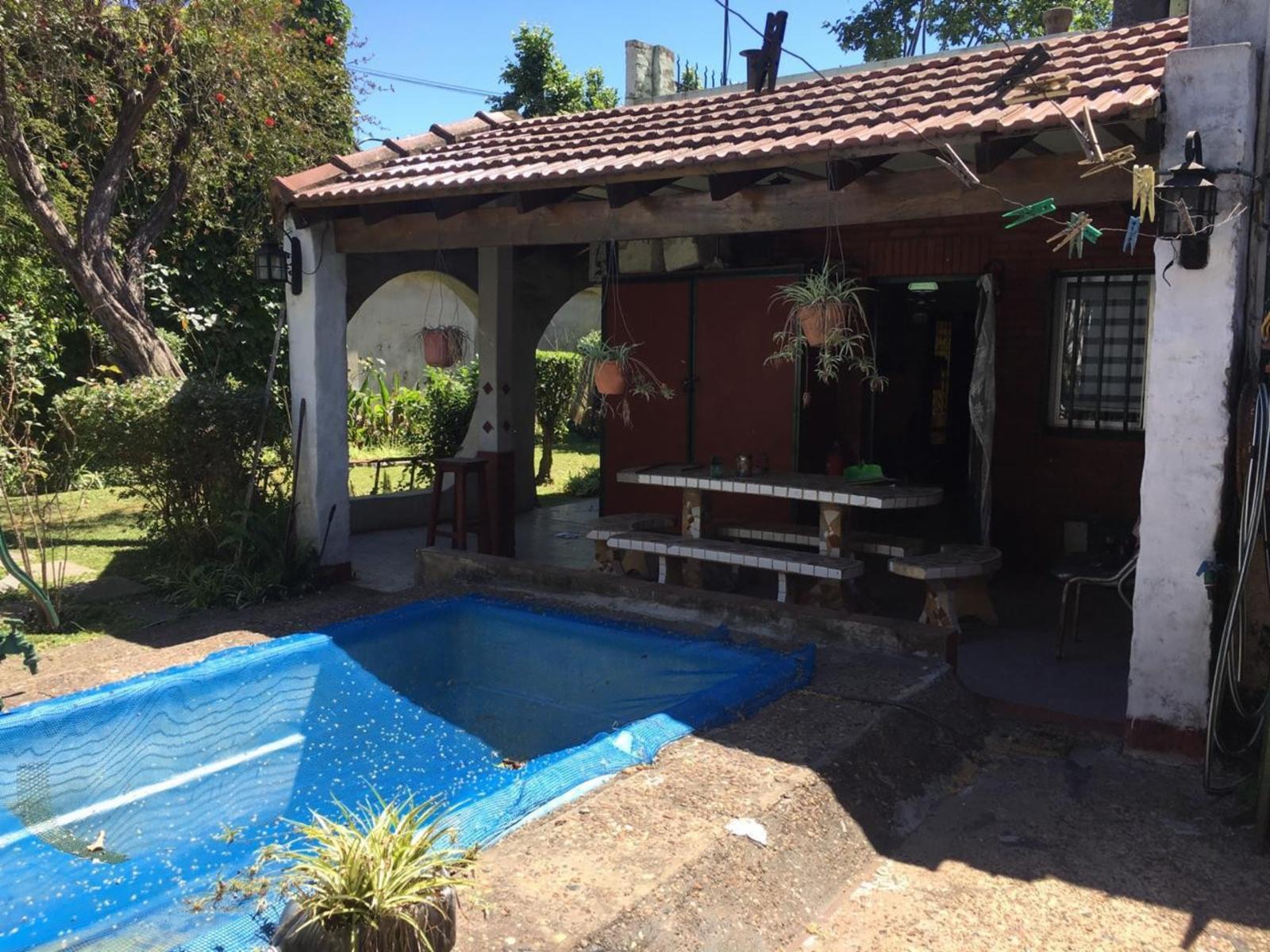 VENTA SE CASA 3AMB CON PILETA -LUGANO — foto 2
