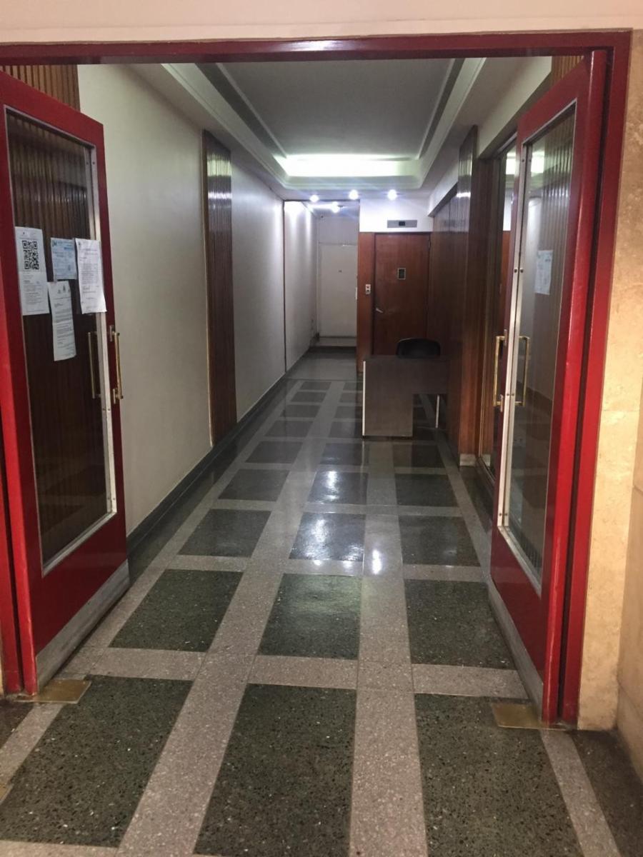 Venta depto. 2 Ambientes al frente. Tribunales *Apto Profesional*. — foto 7