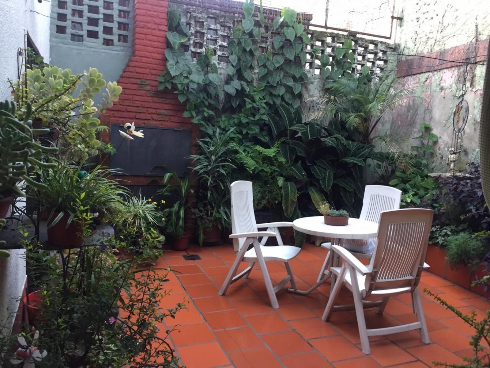 PH entrada independiente, 4 ambientes, 1 cuadra av Saenz. — foto 15