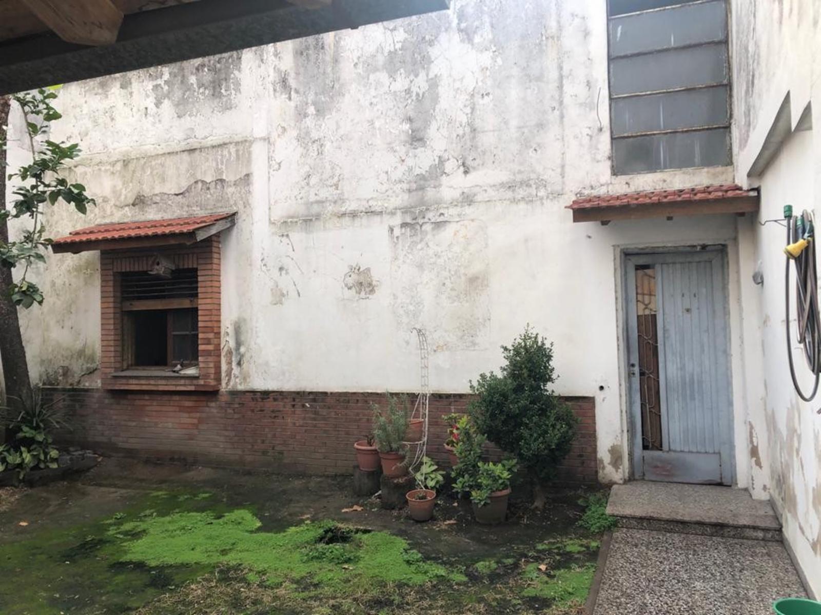 Casa 7 ambientes. En lote propio de 8,12 x 35. Oportunidad — foto 15