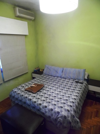 Casa con 3 Dtos. en block. Ideal 3 familias