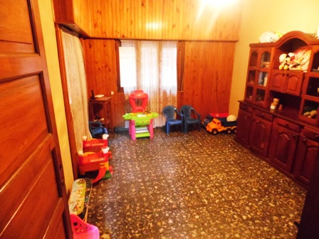 Casa con 3 Dtos. en block. Ideal 3 familias — foto 11